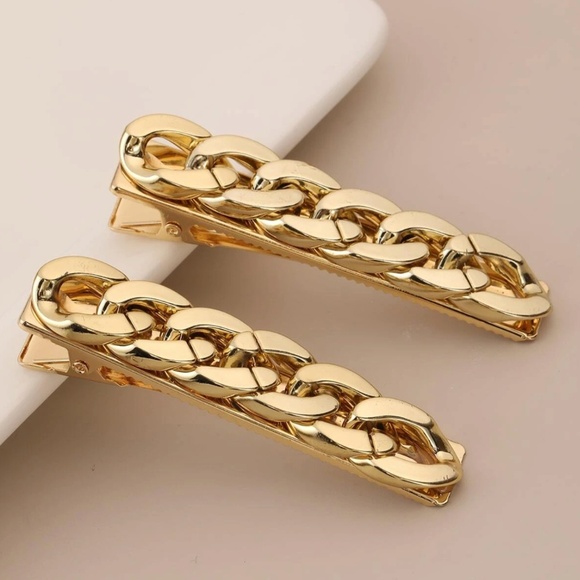 Gold Tone Chain Link Hair Clips - Picture 2 of 4